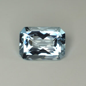 Aquamarine ch eme 14.1x10.3mm 6.71cts N AQ116 crop