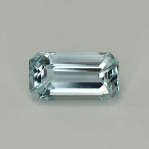 Aquamarine eme cut 11.0x5.9mm 2.37cts N aq215