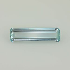Aquamarine eme cut 22.1x6.4mm 4.64cts N aq288