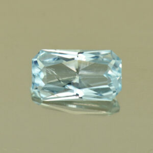 Aquamarine rad 7.9x4.5mm 0.77cts N aq211