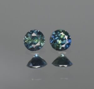BlueSapphire_round_pair_4.0mm_0.65cts_N_a_sa428-1.jpg