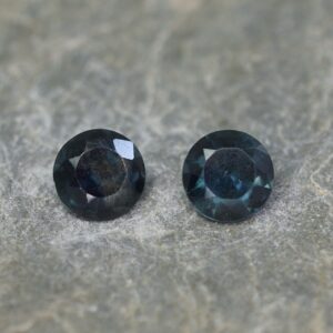 BlueSapphire round pair 5.2mm 1.21cts N sa420