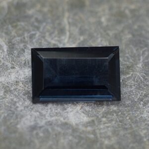 BlueSpinel baguette 7.8x4.8mm 0.95cts sp262