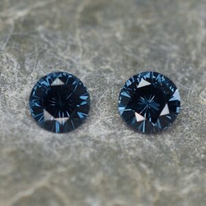 BlueSpinel_round_pair_5.0mm_0.98cts_sp293.jpg