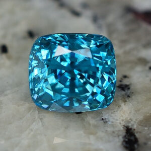 BlueZircon cush 8.1x7.3mm 4.70cts H b zn2295 crop SOLD