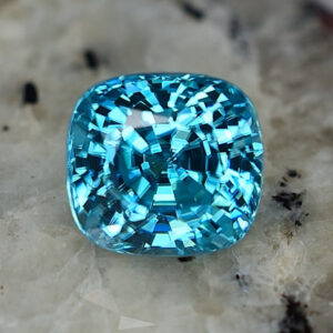 BlueZircon cush 8.2x7.6mm 4.67cts H zn2268 crop SOLD