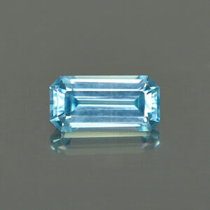 BlueZircon eme cut 7.8x3.9mm 1.25cts H zn4572