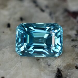 BlueZircon eme cut 9.8x7.1mm 5.15cts zn2371 SOLD