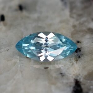 BlueZircon marquise 8.9x4.4mm 1.04cts zn3237