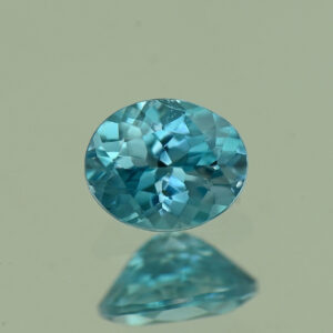 BlueZircon oval 5.5x4.5mm 0.70cts H zn6995