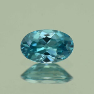 BlueZircon oval 8.2x5.2mm 1.39cts H zn7009