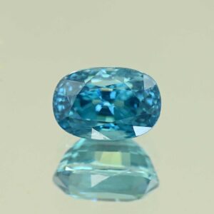 BlueZircon oval 9.6x6.5x6.4mm 4.34cts H zn7763
