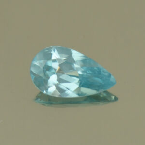 BlueZircon pear 7.0x4.0mm 0.60cts H zn4917