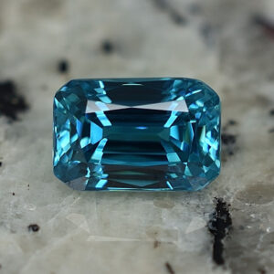 BlueZircon radiant 10.4x7.0mm 6.76cts H zn2305 crop SOLD