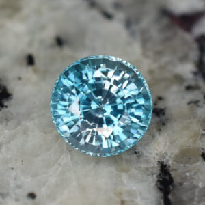 BlueZircon round 8.6mm 4.62cts H zn1471 SOLD