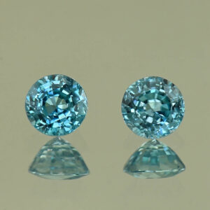 BlueZircon round pair 5.5x5.5x3.7mm 5.5x5.5x3.4mm 2.07cts H zn8088