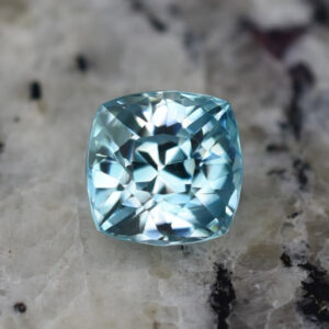 BlueZircon sq cush 8.9mm 5.41cts H zn713 crop