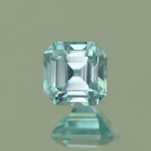 BlueZircon sq eme cut 5.0mm 1.04cts H zn7033