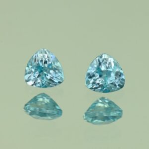 BlueZircon trill pair 4.0mm 0.82cts H zn4788