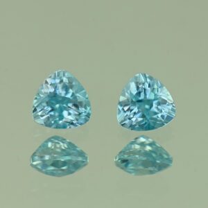 BlueZircon trill pair 4.5mm 0.98cts H zn4792