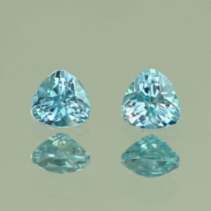 BlueZircon trill pair 4.5mm 1.02cts H zn4798