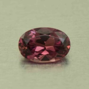 BurgundySapphire oval 6.8x4.6mm 0.76cts H sa722