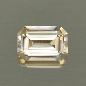 ChampagneZircon eme cut 7.5x5.1mm 1.58cts N zn4539