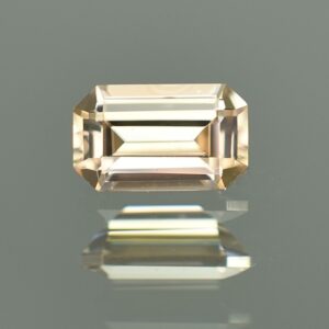 Champagne Zircon