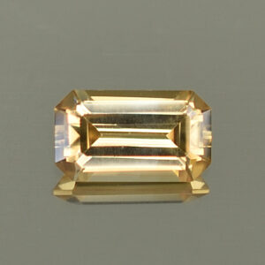 ChampagneZircon eme cut 8.1x4.7mm 1.58cts N zn4538 SOLD