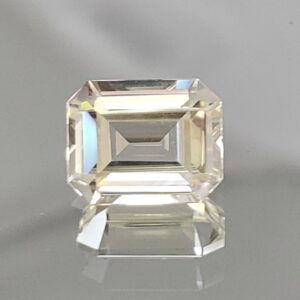 ChampagneZircon eme cut 9.5x7.5mm 4.07cts N zn1816 SOLD