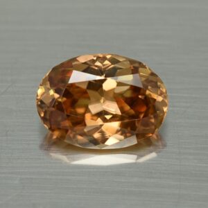 ChampagneZircon oval 11.2x8.1mm 4.37cts N zn3676