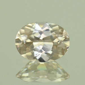 ChampagneZircon oval 8.1x6.0mm 1.78cts N zn8343 SOLD