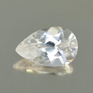ChampagneZircon pear 7.8x5.0mm 1.13cts N zn3553