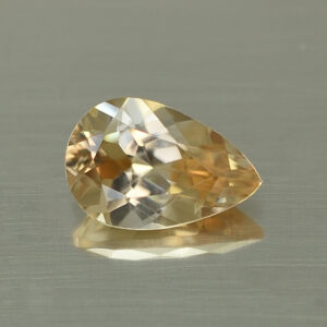 ChampagneZircon pear 9.1x6.0mm 1.95cts N zn4603