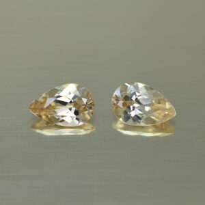 ChampagneZircon pear pair 10.0x6.5mm 5.06cts N zn4630