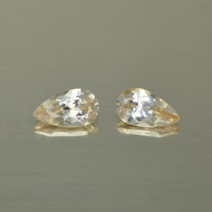 ChampagneZircon pear pair 9.5x5.5mm 3.58cts N zn4599