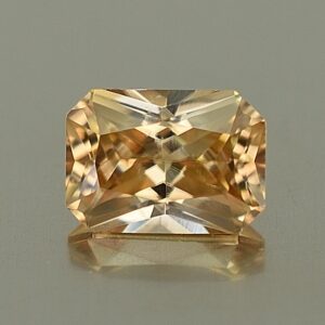ChampagneZircon radiant 6.8x4.9mm 1.30cts N zn2725