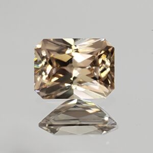 ChampagneZircon radiant 8.1x6.0mm 2.18cts N zn1813 SOLD