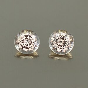ChampagneZircon round pair 4.5mm 1.07cts N zn2702