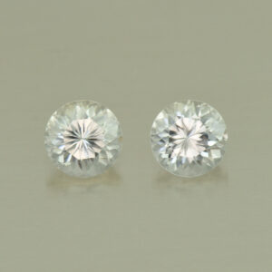 ChampagneZircon round pair 4.5mm 1.11cts N zn3969