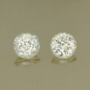 ChampagneZircon round pair 5.0mm 1.44cts N zn3976