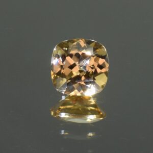 ChampagneZircon sq cush 6.5mm 1.76cts