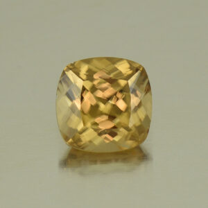ChampagneZircon sq cush 7.5mm 2.93cts N zn3945