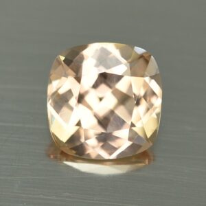 ChampagneZircon sq cush 8.5mm 3.51cts H zn4440