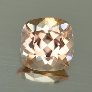 ChampagneZircon sq cush 8.5mm 3.95cts H zn4441