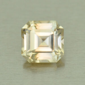 ChampagneZircon sq eme cut 5.5mm 1.25cts N zn5297