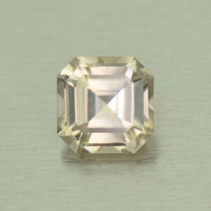 ChampagneZircon sq eme cut 5.9mm 1.54cts N zn5299