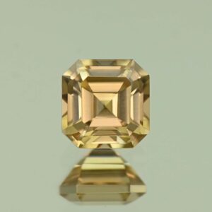 ChampagneZircon sq eme cut 5.9mm 1.80cts N zn7599