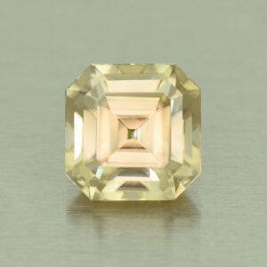 ChampagneZircon sq eme cut 6.5mm 2.17cts N zn5309