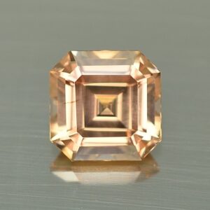 ChampagneZircon sq eme cut 9.0mm 5.37cts H zn4444 SOLD